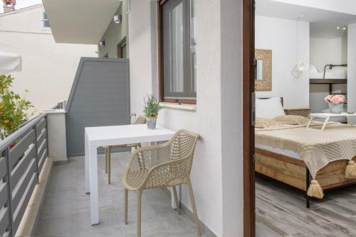 Hotel Meltemi Luxury Apartments