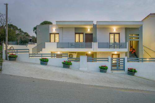 Hotel Meltemi Luxury Apartments