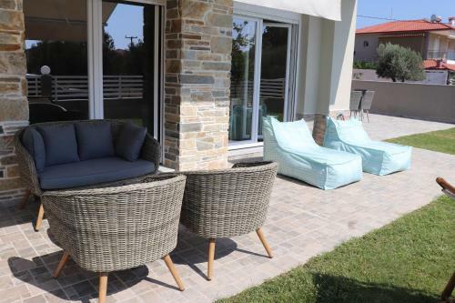 Villa Three-storey Maisonette In Nikiti