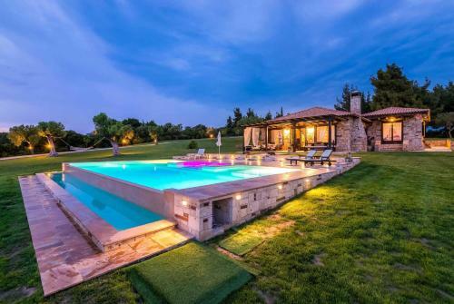 Villa Sithonian Blue
