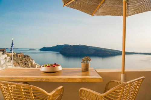 Nano Oia Villa