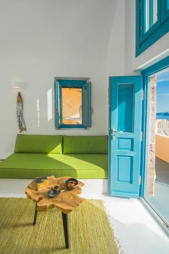 Nano Oia Villa