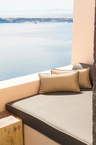 Nano Oia Villa