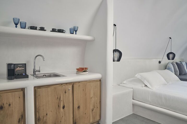 Hotel Alisaris Cave Suites