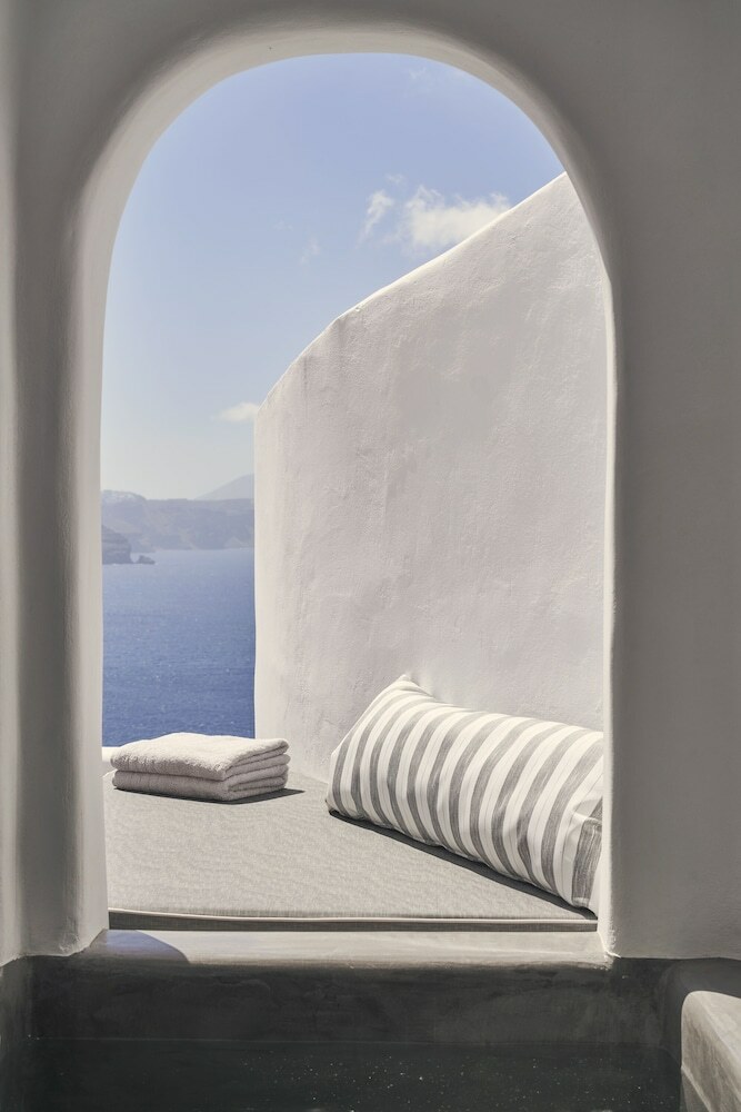 Hotel Alisaris Cave Suites