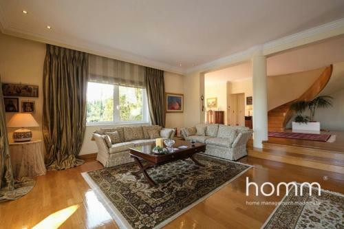 Sublime Luxurious Homm Villa In Paiania