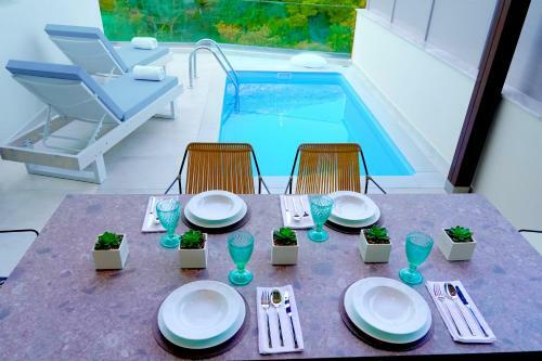 Elite Luxury Villas