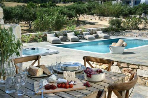 Platinum Paros Villa Villa Aiolos 4 Bedrooms Jacuzzi Ambelas