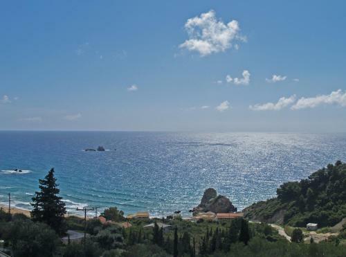 Pelekas Beach Studio Aparts With Pool