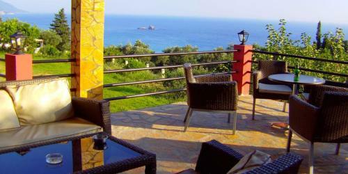 Pelekas Beach Studio Aparts With Pool