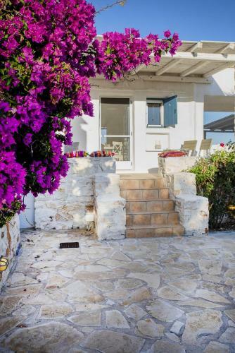 Baiser Du Soleil � Paros - Mikri Santa Maria