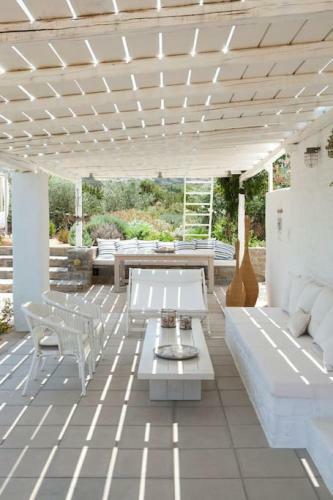 Sea Paros Holiday Villa With Panoramic Views Over Naoussa Bay