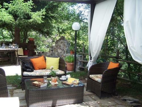Valia Calda Hotel