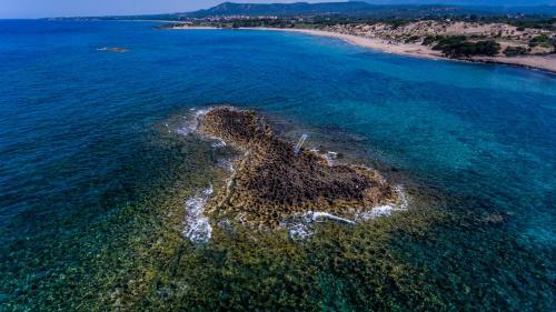 Navarone Beach Apartments