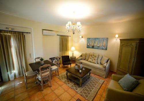 Hostal Focalion Castle Luxury Suites