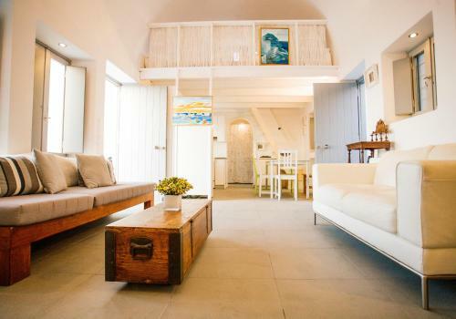 Vineyard Cycladic House
