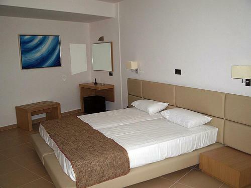 Summertime Boutique Hotel & Spa