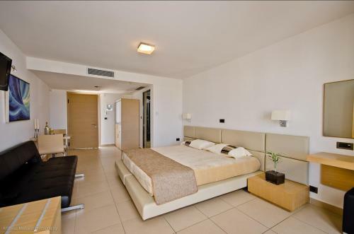 Summertime Boutique Hotel & Spa
