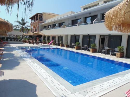 Apartamento Paradise Hotel & Bar