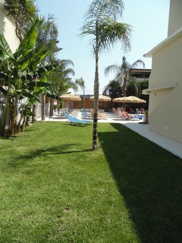Apartamento Paradise Hotel & Bar