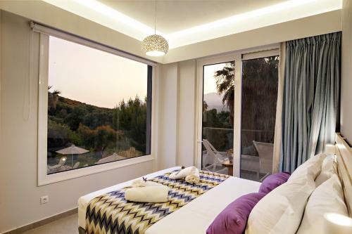 Irida Guesthouse By The Pool