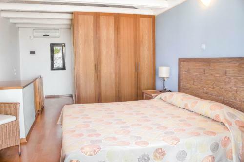 Pelagos Holidays Apartments