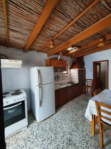 Vira Sunset House