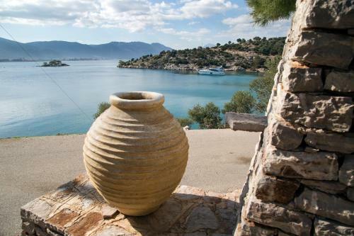 Kalavria Luxury Suites