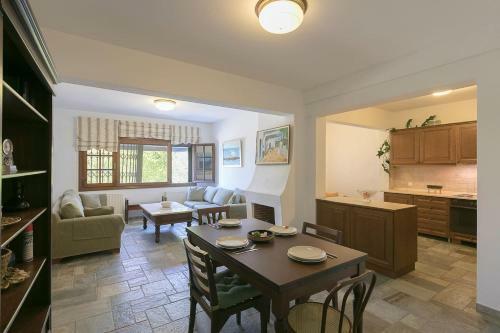 #flh - Villa Olive