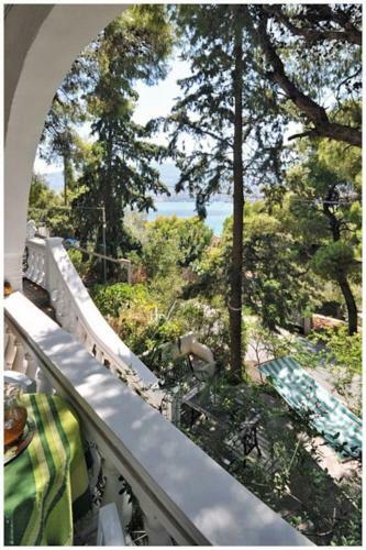 Poros Pine Villa