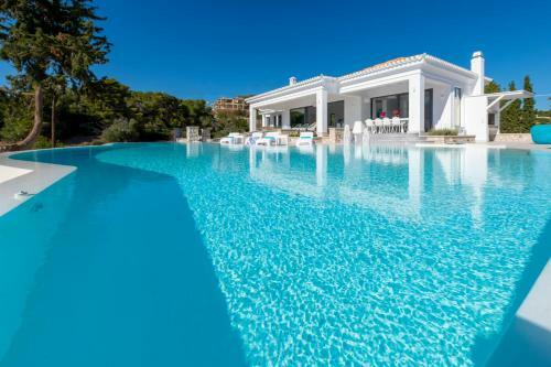 Crown Jewel Villa