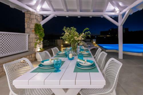 Crown Jewel Villa