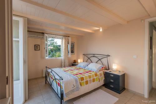 Luxurious Cosy Villa Breathtaking Seaview Pool