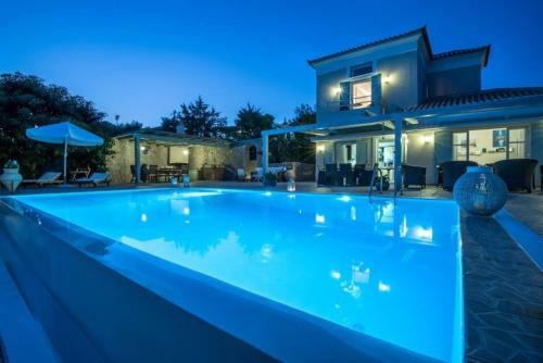 Luxurious Cosy Villa Breathtaking Seaview Pool