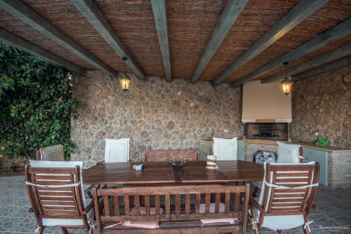 Luxurious Cosy Villa Breathtaking Seaview Pool
