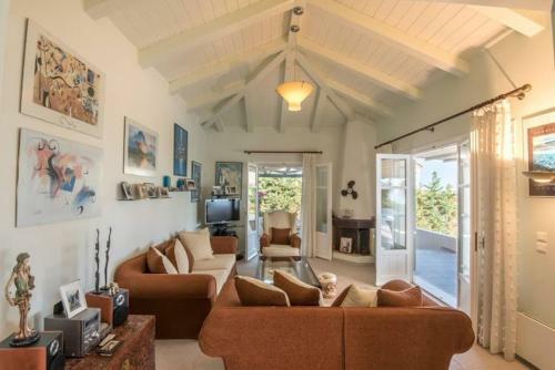 Luxurious Cosy Villa Breathtaking Seaview Pool
