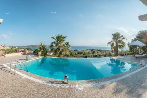 Luxurious Cosy Villa Breathtaking Seaview Pool