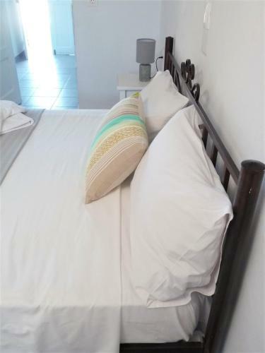 Hostal Artemis Studios Sifnos