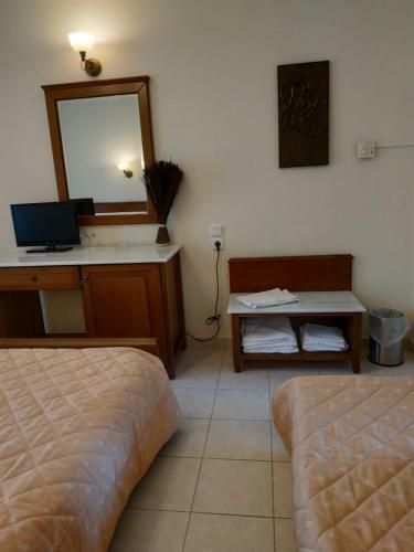 Dolopia Hotel