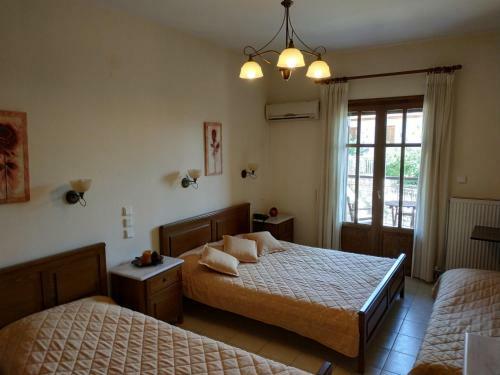 Dolopia Hotel
