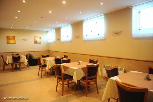 Hostal Regina Hotel