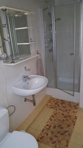 Home Hotel