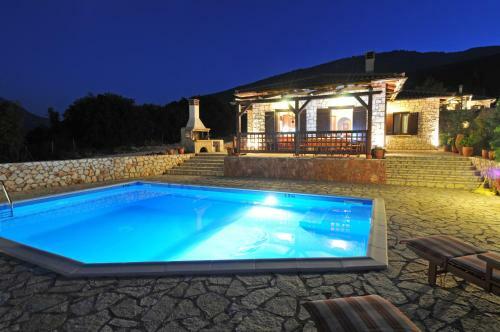 Villa Koutsoypia Stone House