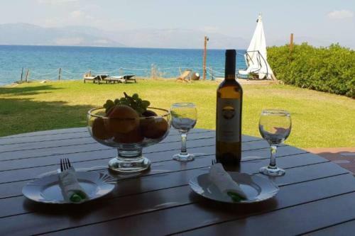 Seaside Villa In Rodia