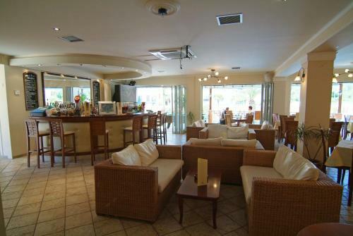 Joy Hotel