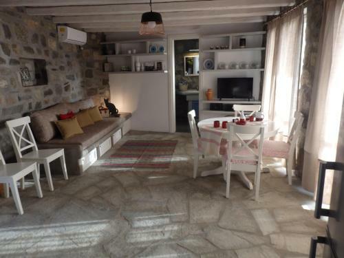 Villa Vagia 2 (Opsis-serifoshouses)