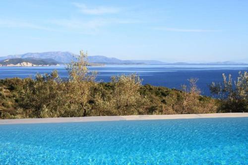 Villa Atokos