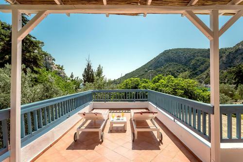 Hostal Limnonari Split Level Studio