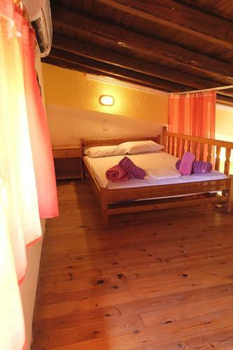 Hotel Taxiarchis Apartments