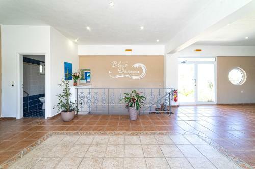 Blue Dream Hotel